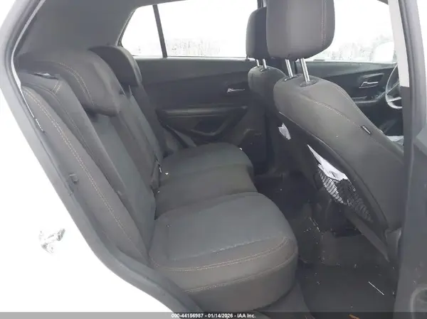 KL7CJNSB7LB056769 2020 CHEVROLET TRAX - Image 8