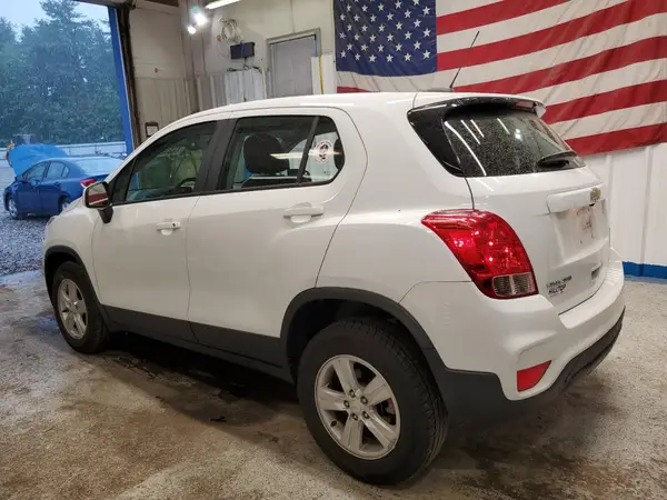 KL7CJNSB7LB321531 2020 CHEVROLET TRAX - Image 2