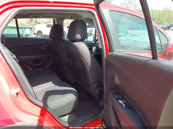 KL7CJNSB7LB345151 2020 CHEVROLET TRAX - Image 8