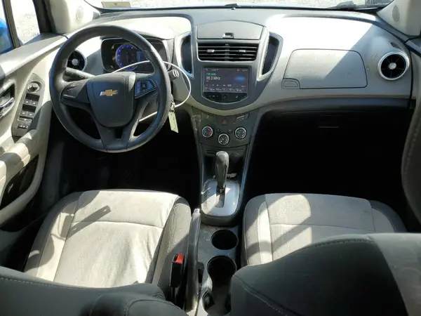 KL7CJNSB8GB543033 2016 CHEVROLET TRAX - Image 8