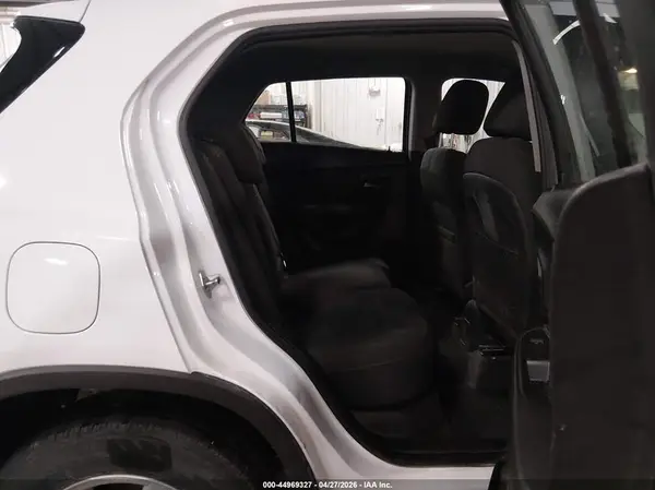 KL7CJNSB8HB171646 2017 CHEVROLET TRAX - Image 8