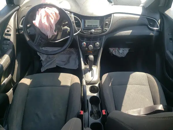 KL7CJNSB8HB208873 2017 CHEVROLET TRAX - Image 8