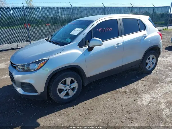 KL7CJNSB8HB242411 2017 CHEVROLET TRAX - Image 2