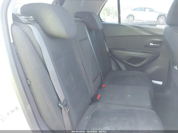 KL7CJNSB8HB242411 2017 CHEVROLET TRAX - Image 8
