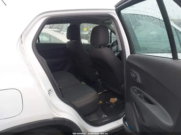 KL7CJNSB8HB256633 2017 CHEVROLET TRAX - Image 8