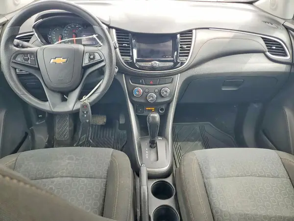 KL7CJNSB8LB065268 2020 CHEVROLET TRAX - Image 8