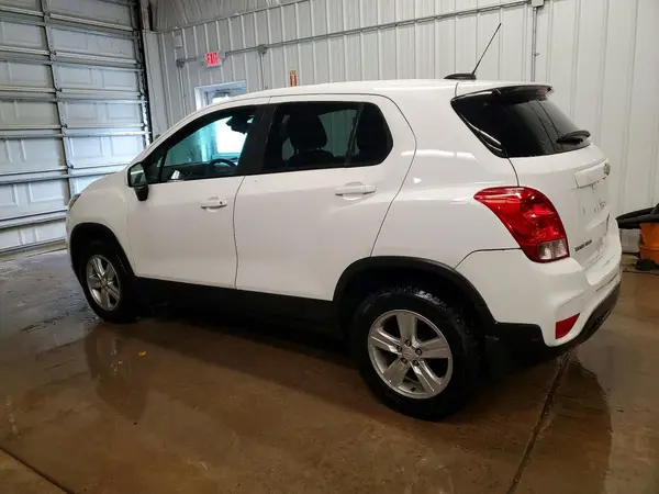 KL7CJNSB8LB084340 2020 CHEVROLET TRAX - Image 2