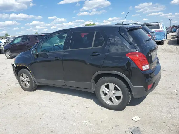KL7CJNSB8LB332764 2020 CHEVROLET TRAX - Image 2