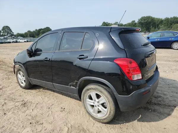 KL7CJNSB8MB350828 2021 CHEVROLET TRAX - Image 2