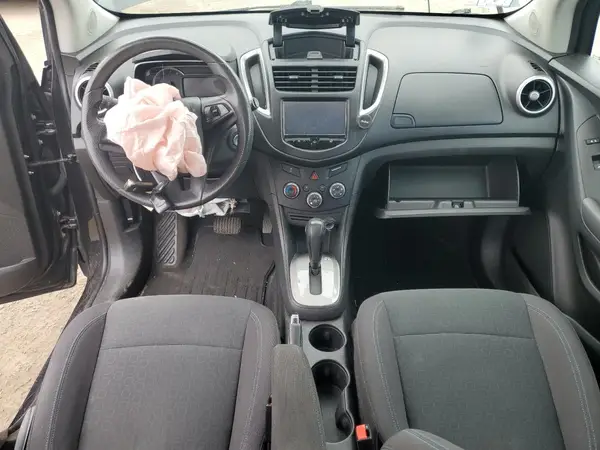 KL7CJNSB9GB611937 2016 CHEVROLET TRAX - Image 8