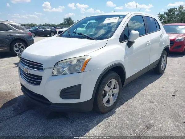 KL7CJNSB9GB639978 2016 CHEVROLET TRAX - Image 2