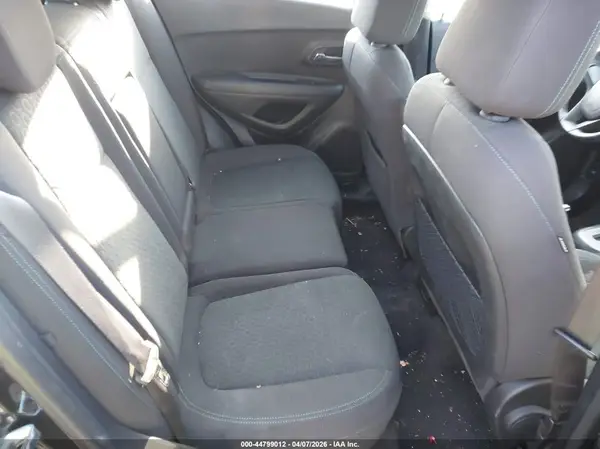 KL7CJNSB9GB652830 2016 CHEVROLET TRAX - Image 8