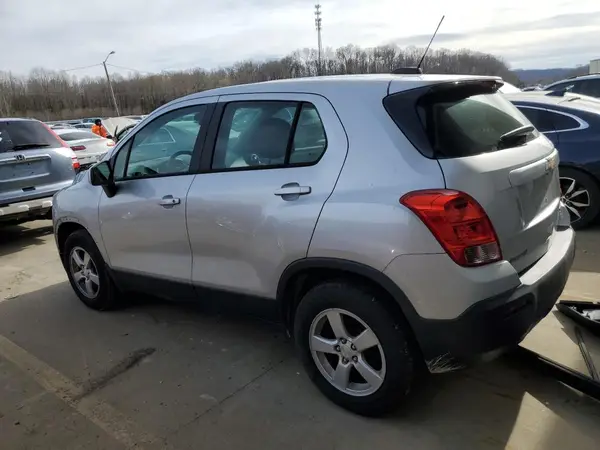 KL7CJNSB9GB666193 2016 CHEVROLET TRAX - Image 2