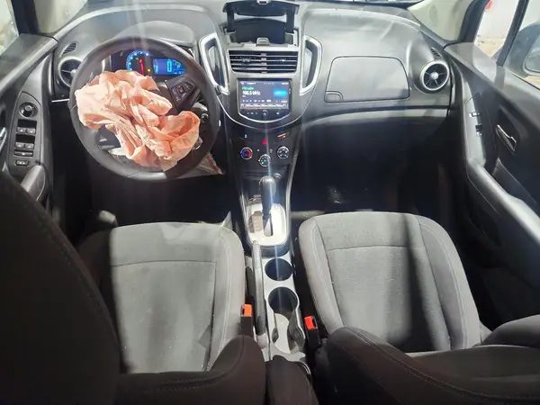 KL7CJNSB9GB697945 2016 CHEVROLET TRAX - Image 8