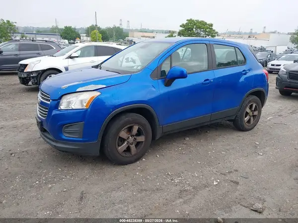 KL7CJNSB9GB762177 2016 CHEVROLET TRAX - Image 2