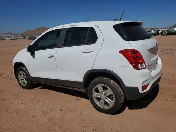 KL7CJNSB9HB154614 2017 CHEVROLET TRAX - Image 2