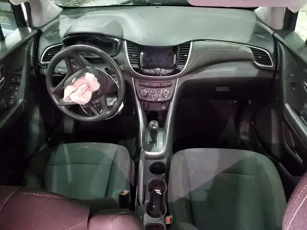 KL7CJNSB9LB018489 2020 CHEVROLET TRAX - Image 8