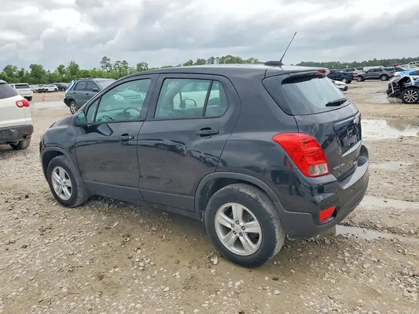 KL7CJNSB9LB053694 2020 CHEVROLET TRAX - Image 2