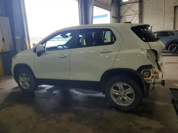 KL7CJNSB9LB073699 2020 CHEVROLET TRAX - Image 2