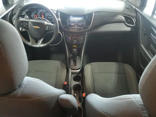KL7CJNSB9MB332516 2021 CHEVROLET TRAX - Image 8