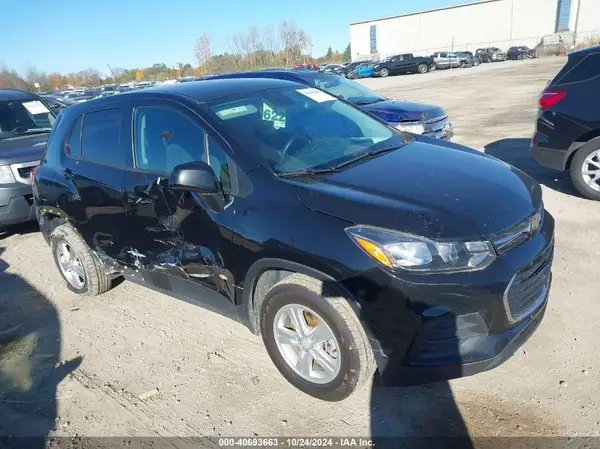 KL7CJNSB9MB349977 2021 CHEVROLET TRAX - Image 1