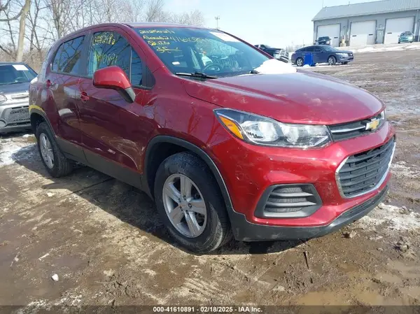 KL7CJNSB9MB358288 2021 CHEVROLET TRAX - Image 1