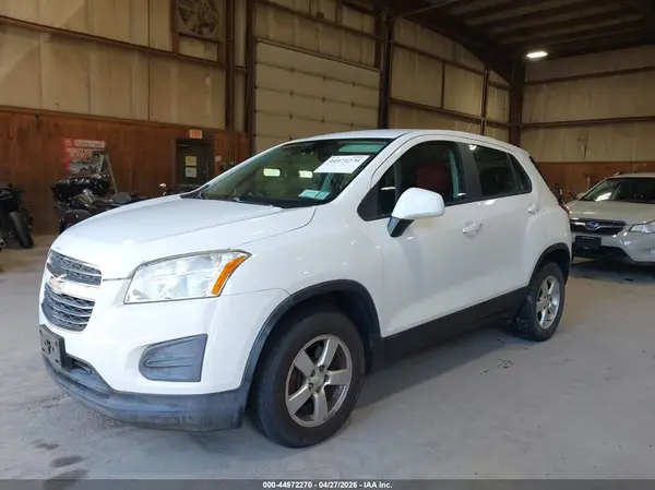 KL7CJNSBXGB549934 2016 CHEVROLET TRAX - Image 2