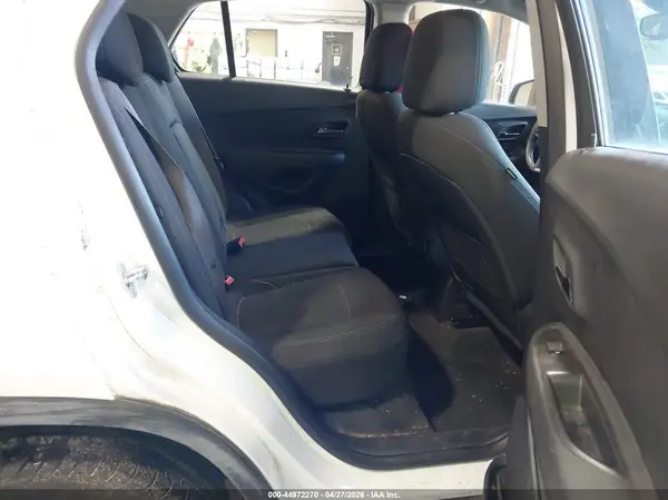 KL7CJNSBXGB549934 2016 CHEVROLET TRAX - Image 8