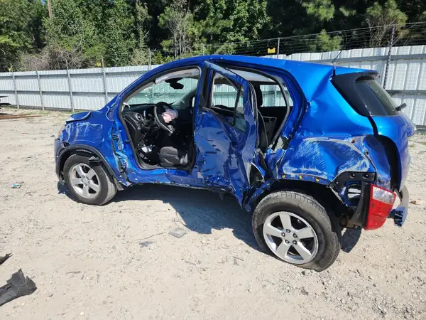 KL7CJNSBXGB728183 2016 CHEVROLET TRAX - Image 2