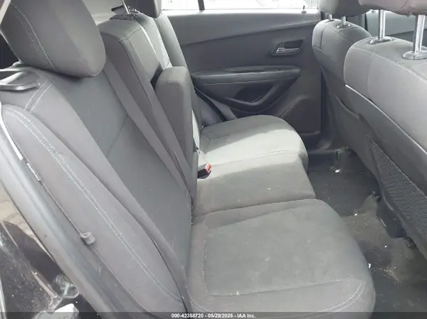 KL7CJNSBXGB732394 2016 CHEVROLET TRAX - Image 8
