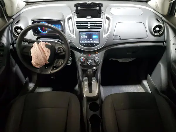 KL7CJNSBXGB754749 2016 CHEVROLET TRAX - Image 8