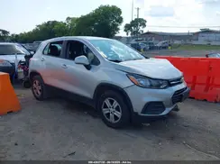 KL7CJNSBXHB115918 2017 CHEVROLET TRAX