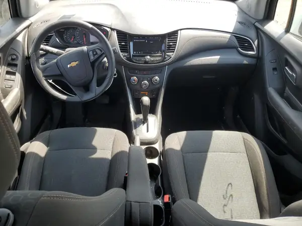 KL7CJNSBXJB597179 2018 CHEVROLET TRAX - Image 8