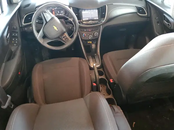 KL7CJNSBXJB600713 2018 CHEVROLET TRAX - Image 8