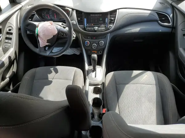 KL7CJNSBXLB037066 2020 CHEVROLET TRAX - Image 8