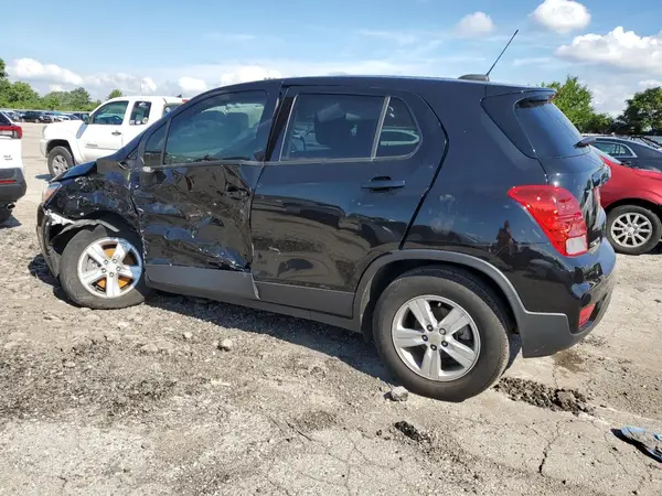 KL7CJNSBXLB086073 2020 CHEVROLET TRAX - Image 2