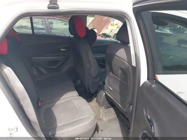 KL7CJNSBXLB322950 2020 CHEVROLET TRAX - Image 8