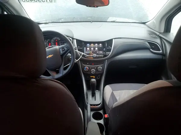 KL7CJNSBXLB324407 2020 CHEVROLET TRAX - Image 8