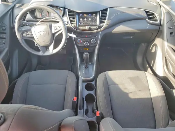 KL7CJNSBXMB302005 2021 CHEVROLET TRAX - Image 8