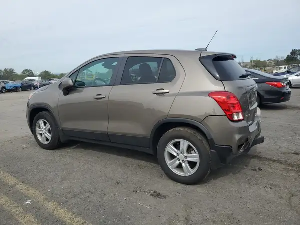 KL7CJNSBXMB305728 2021 CHEVROLET TRAX - Image 2