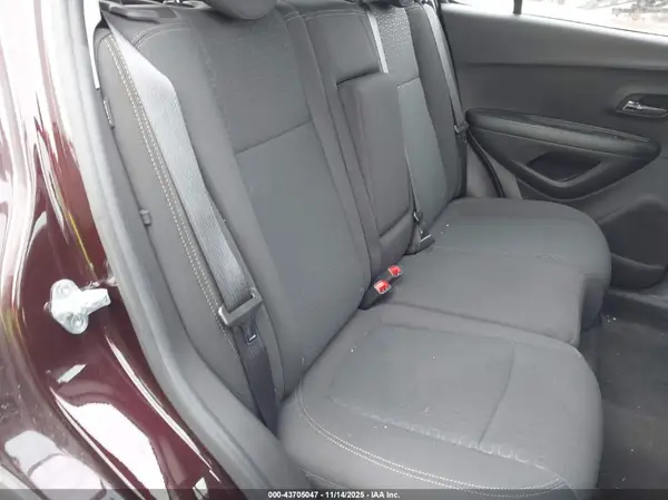 KL7CJNSBXMB346439 2021 CHEVROLET TRAX - Image 8