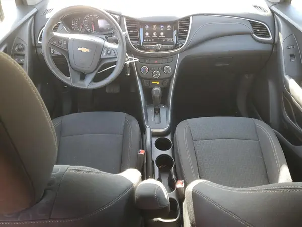 KL7CJNSBXMB349003 2021 CHEVROLET TRAX - Image 8