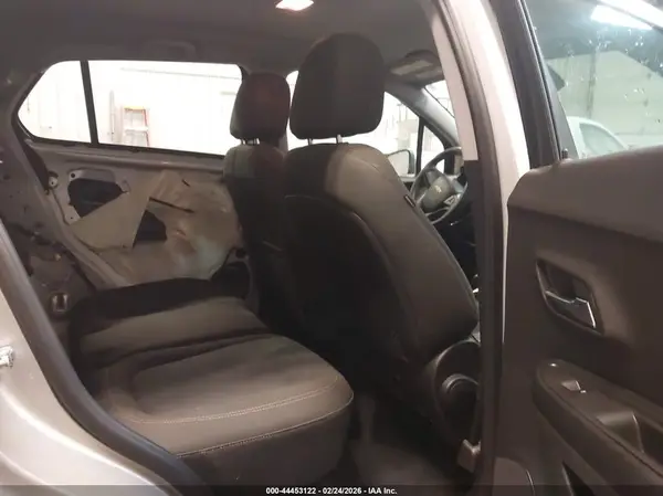KL7CJNSBXMB349714 2021 CHEVROLET TRAX - Image 8