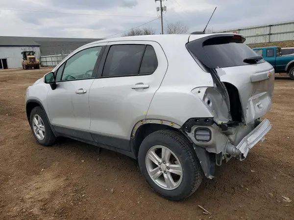 KL7CJNSM0MB361498 2021 CHEVROLET TRAX - Image 2