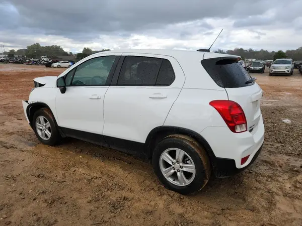 KL7CJNSM0NB538780 2022 CHEVROLET TRAX - Image 2