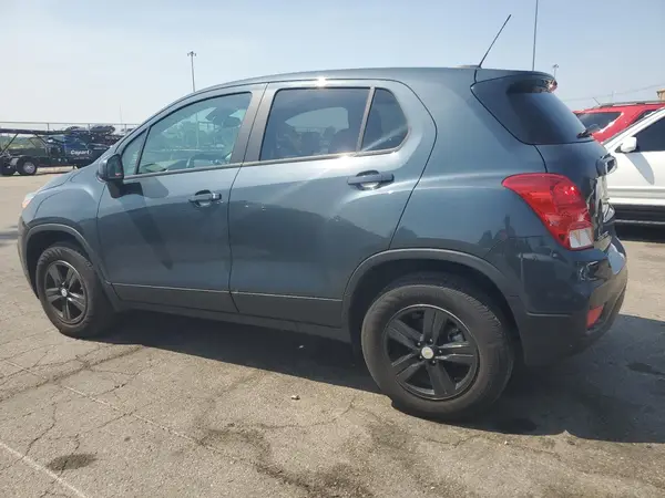 KL7CJNSM0NB543042 2022 CHEVROLET TRAX - Image 2