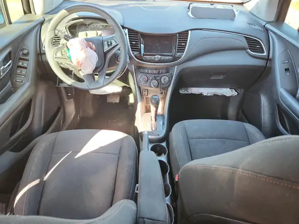 KL7CJNSM0NB543350 2022 CHEVROLET TRAX - Image 8