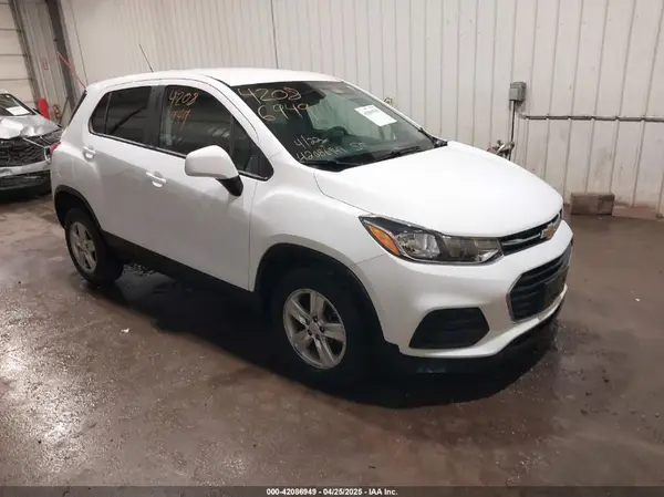 KL7CJNSM0NB547818 2022 CHEVROLET TRAX - Image 1