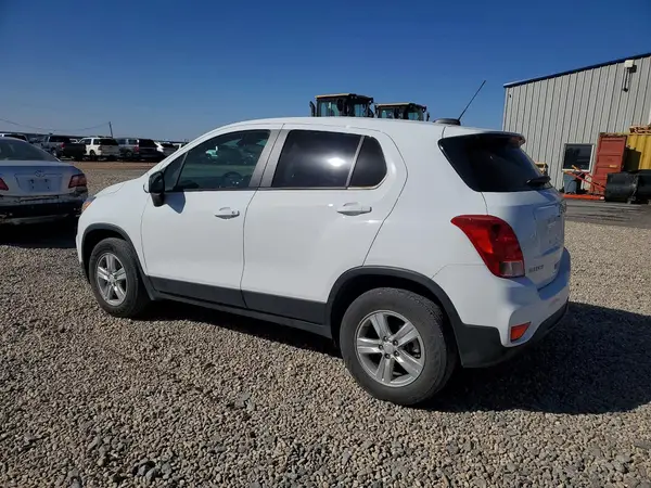 KL7CJNSM0NB549214 2022 CHEVROLET TRAX - Image 2