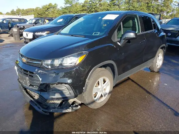 KL7CJNSM0NB552288 2022 CHEVROLET TRAX - Image 2